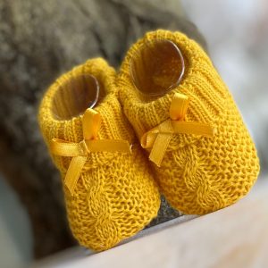 Carapinzinhos com Laçarote – Elegância e Conforto para os Primeiros Meses